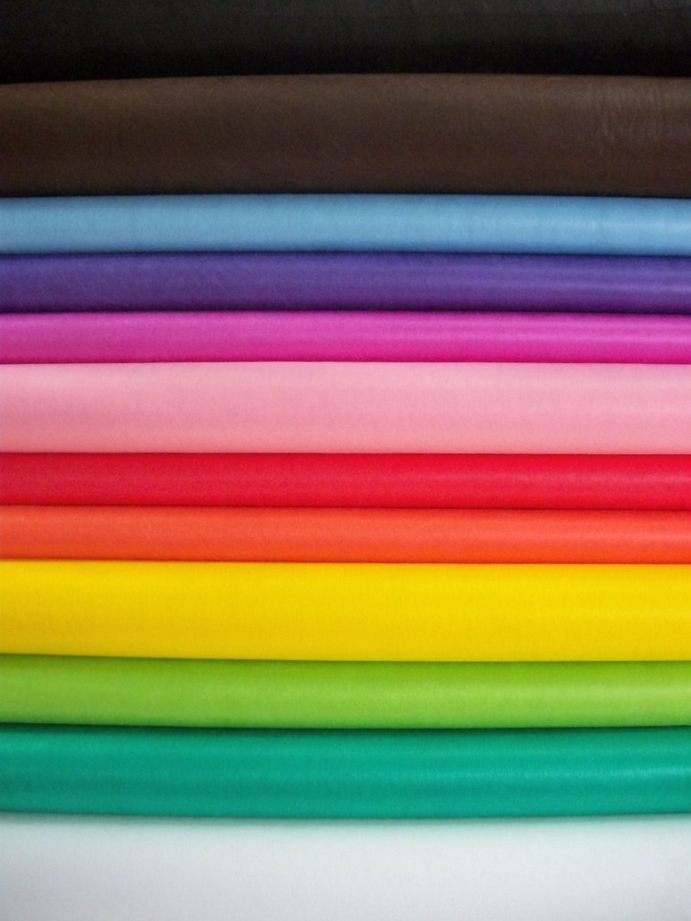PLASTICO TNT 1,40 MT DE LARGURA ( 50 CM ) CORES