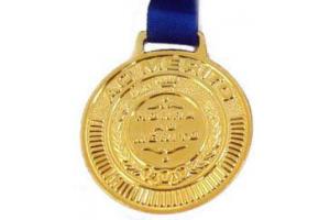 MEDALHA ESTAMP. MED 4440 OURO/PRA/BZE CRESPAR UND